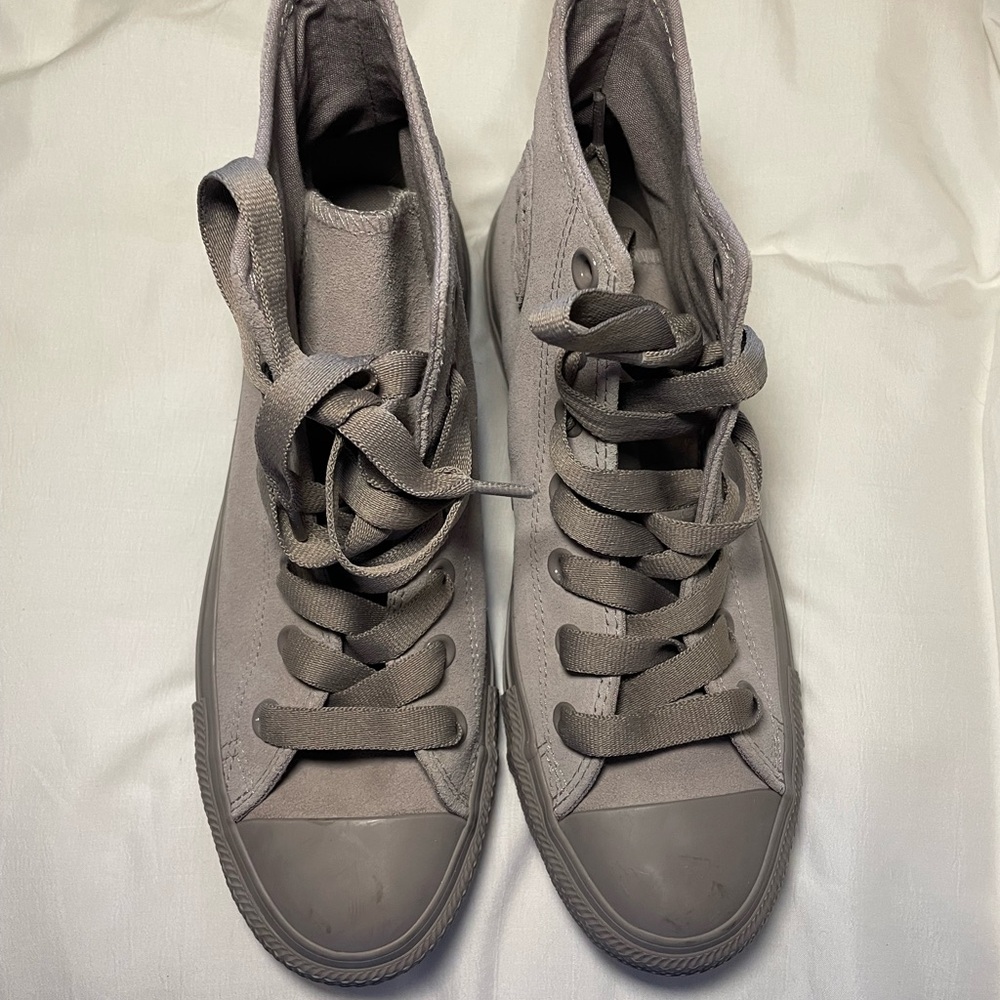 Chuck Taylor suede night top converse